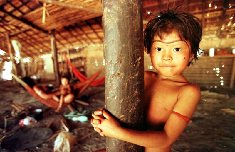 Brasil investigará casos de omisión en la contención de la crisis humanitaria de la comunidad yanomami