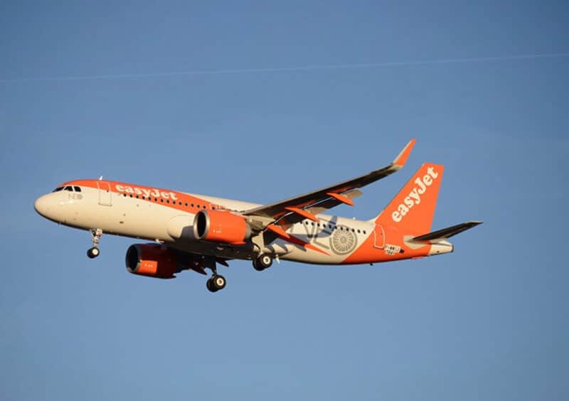 easyJet reduce un 38% sus pérdidas netas en el primer trimestre fiscal gracias al aumento de reservas