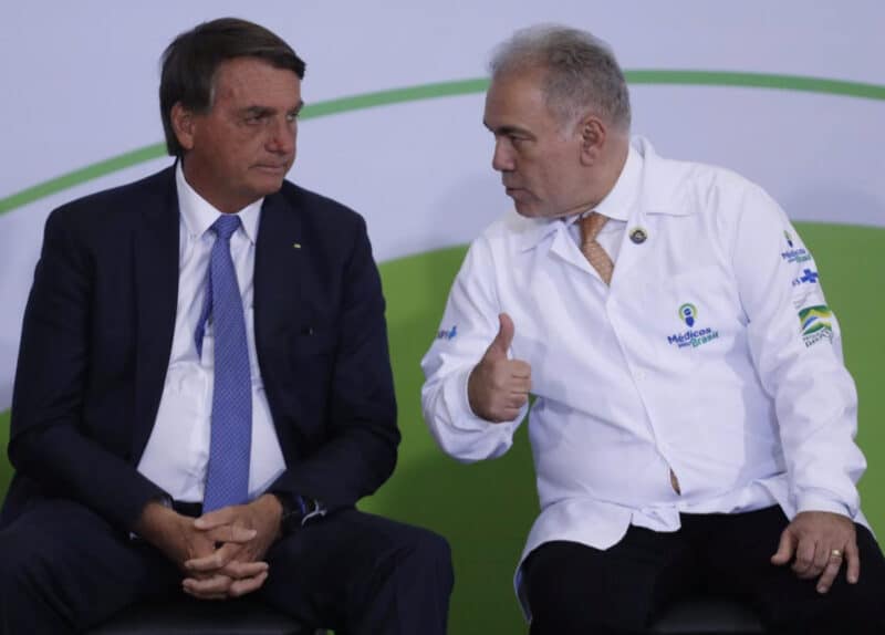 El exministro de Salud de Bolsonaro lamenta que los "radicales" nublen el "milagro" económico del gobierno