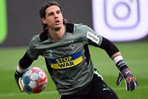 El portero suizo Yann Sommer ficha por el Bayern de Múnich hasta junio de 2025