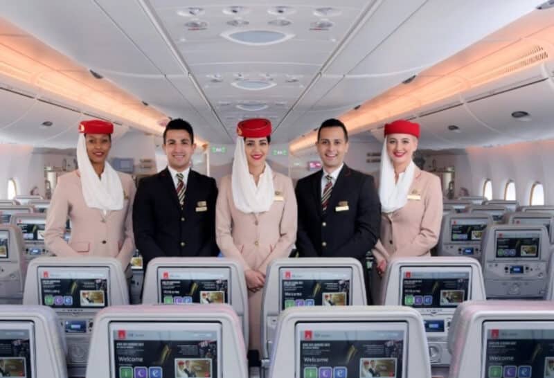 Emirates buscará tripulantes de cabina en siete ciudades de España en febrero