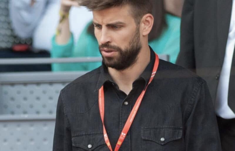 Gerard Piqué, muy serio, sin Twingo y sin Clara Chía, continúa con sus compromisos al frente de la Kings League