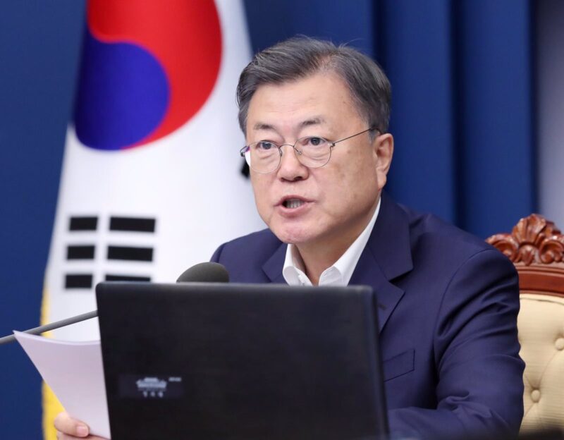 Imputados tres exministros de Corea del Sur por presunto abuso de poder