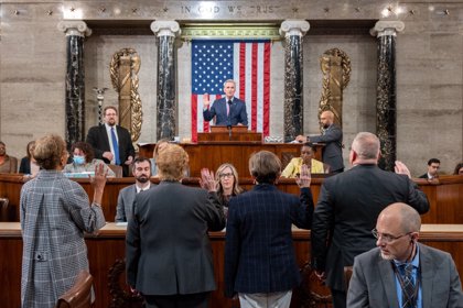 La Cámara de Representantes de EEUU saca adelante su primer paquete de medidas con Kevin McCarthy como presidente