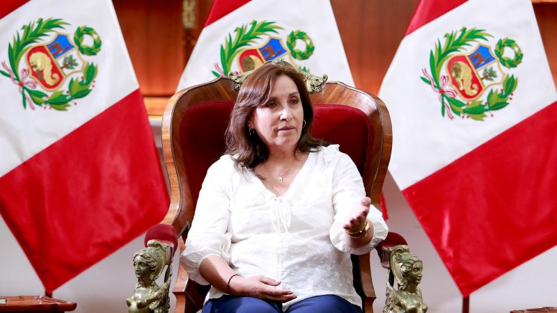 La Fiscalía de Perú recuerda a Dina Boluarte que no tiene la competencia para investigar delitos