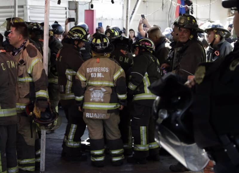 La Guardia Nacional mexicana vigilará el metro de la capital tras una serie de incidentes "fuera de lo normal"