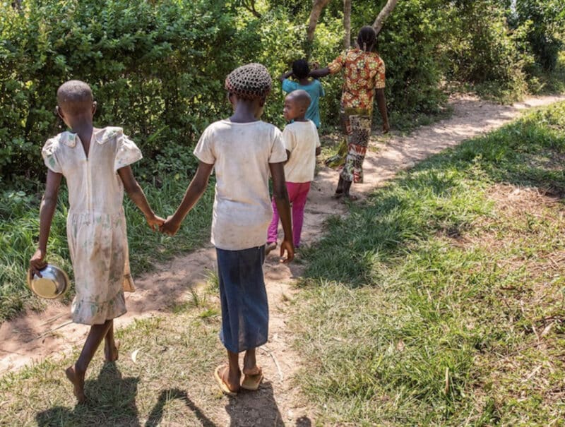 La ONU urge a los grupos armados de RDC que rindan cuentas por sus "atrocidades" contra niños