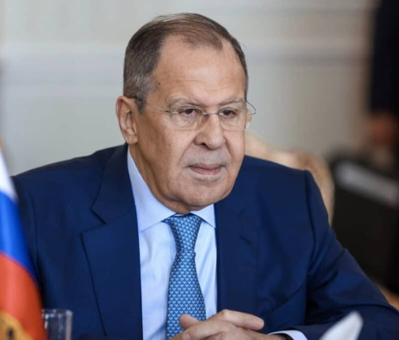 Lavrov advierte de que la guerra entre Rusia y Occidente ya no es "híbrida", sino un conflicto "casi real"