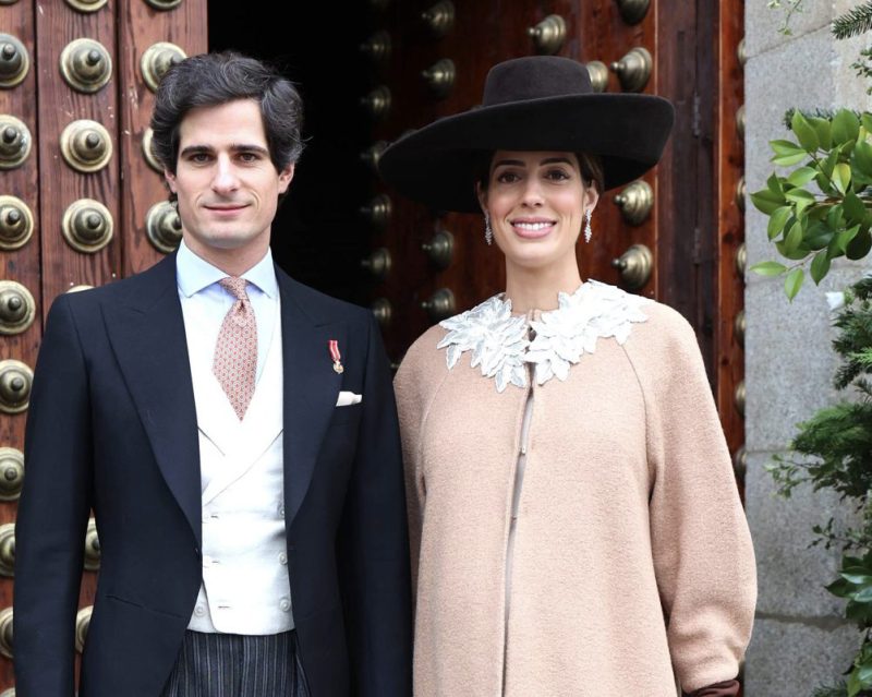 Los Duques de Huéscar, radiantes de felicidad en la boda de Beltrán Palazuelo