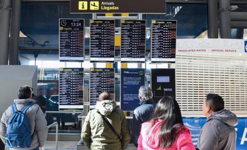 Los pasajeros no tienen derecho a compensación económica aunque sí a transporte alternativo en huelga de controladores