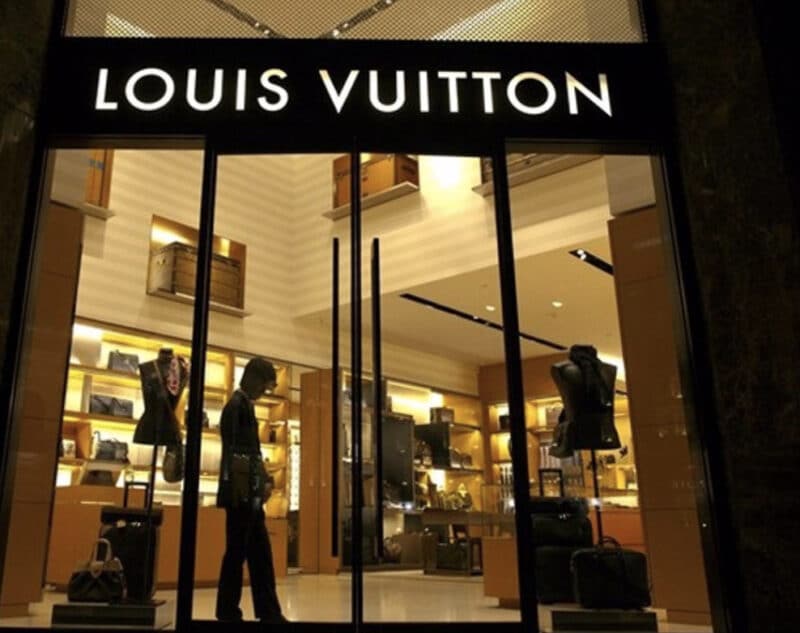 LVMH (Louis Vuitton) gana 14.084 millones de euros, un 17% más