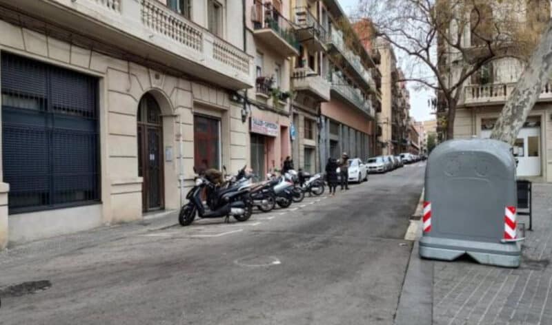 Mossos revisarán cámaras e interrogarán a testigos del abandono de un bebé en Barcelona