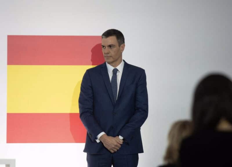 Pedro Sánchez se reúne este lunes con Conde-Pumpido por primera vez tras tomar posesión como presidente del TC