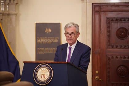 Powell mantiene que los riesgos de inflación justifican la subida de tipos Archivo - El presidente de la Fed, Jerome Powell, durante su intervención en un acto el 04/10/2019.