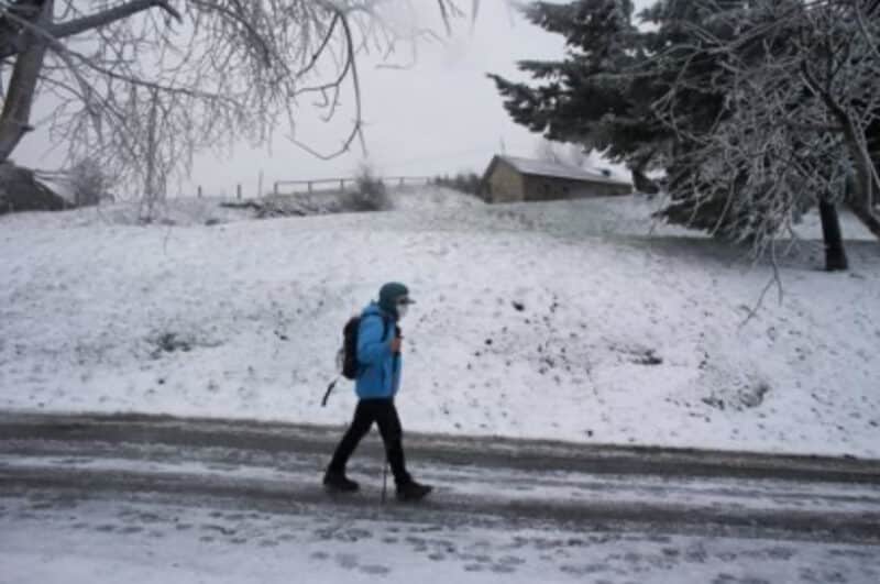 Quince comunidades autónomas tienen avisos por frío, nevadas y oleaje