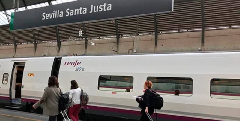 Renfe incorpora dos trenes AVE más que conectarán de forma directa Madrid y Sevilla a partir del 23 de enero