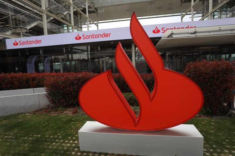 Santander se sitúa como líder en préstamos ICO en 2022