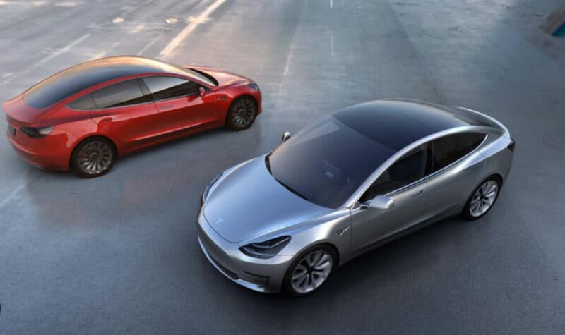 Tesla baja los precios en España: un 15% en el Model 3 y casi un 10% en el Model Y