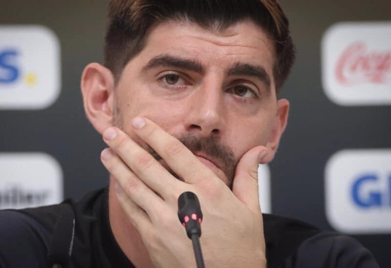 Thibaut Courtois: "Tenemos la confusión de si se tiene que pitar o no una mano"