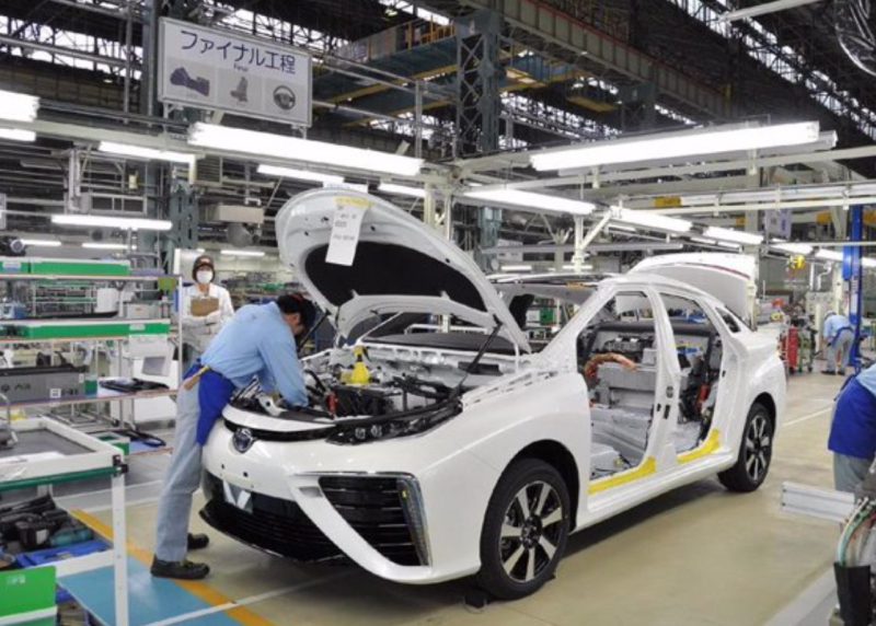 Toyota producirá 700.000 vehículos en enero de 2023