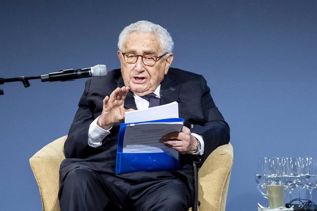 Ucrania dice que Kissinger "no ha entendido nada" tras su propuesta para un proceso de paz con Rusia