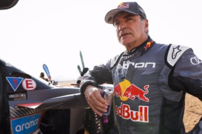 Carlos Sainz pierde el liderato del Dakar en una accidentada tercera etapa