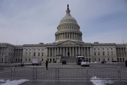 La Policía del Capitolio de EEUU admite la posibilidad de un nuevo asalto