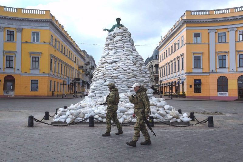 Las autoridades prorrusas de Zaporiyia acusa a "terroristas" de una explosión que ha causado daños a un puente