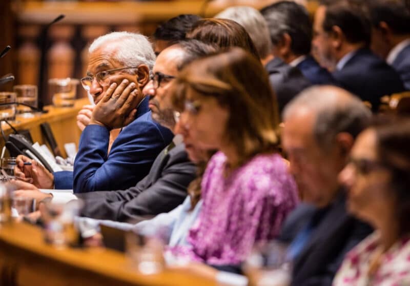 Los socialistas portugueses encaran este jueves su segunda moción de censura tras su mayoría absoluta