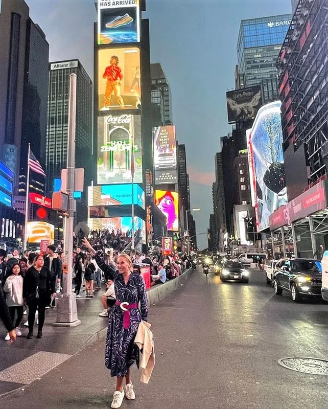 Rosa Benito huye de las polémicas y derrocha felicidad en Nueva York